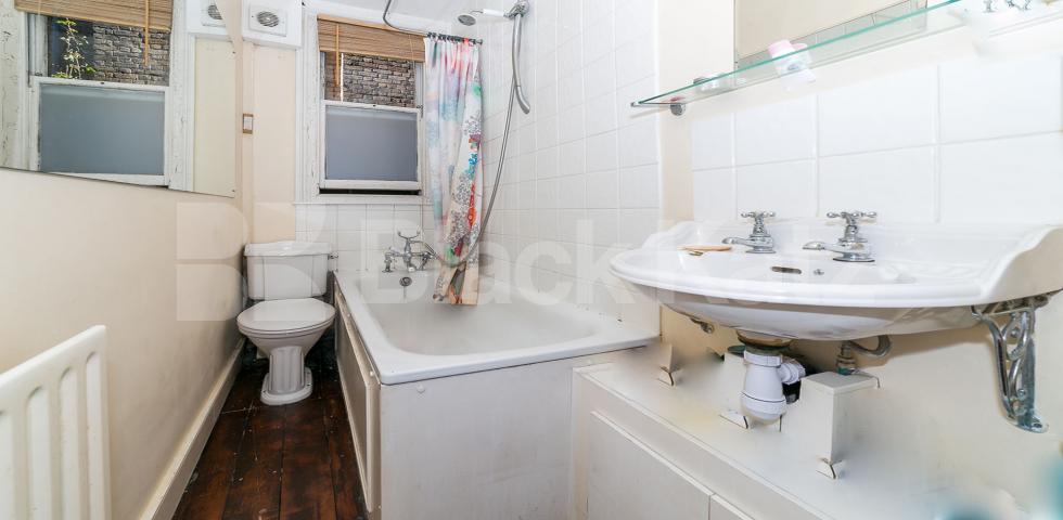 			GARDEN FLAT!, 2 Bedroom, 1 bath, 1 reception Ground Floor Flat			 Hawthorn Road, Crouch End